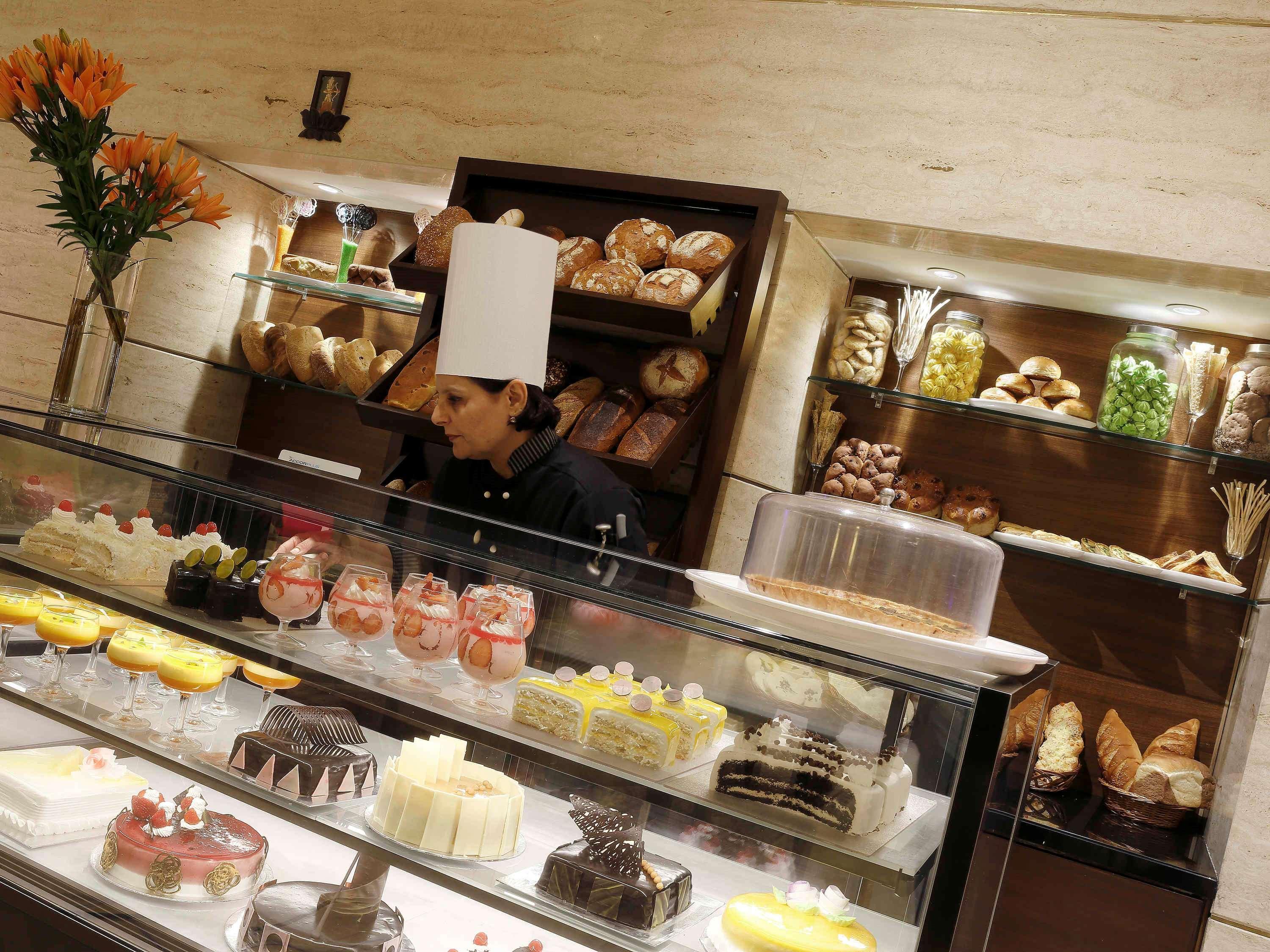 Grand Mercure Vadodara Surya Palace Facilities photo